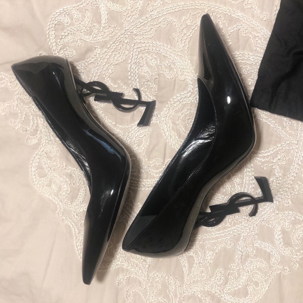 YSL Saint Laurent Pumps Size 38